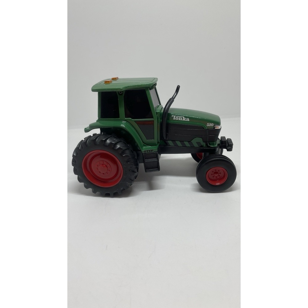 2001 Tonka Maisto Plastic & Diecast 510 Toy Tractor w/ Lights & Sounds 6" Hasbro